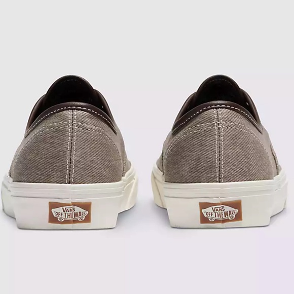 Vans Men’s Authentic
C&L Gray
VN0009PVBXC
Sneakers - Picture 16 of 16